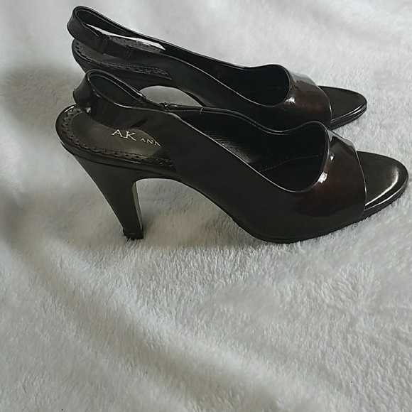 ANNE KLEIN HEELS - Picture 2 of 8